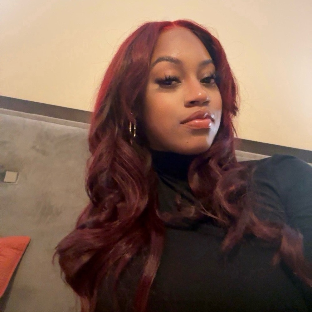 Meet your Posher, Briana